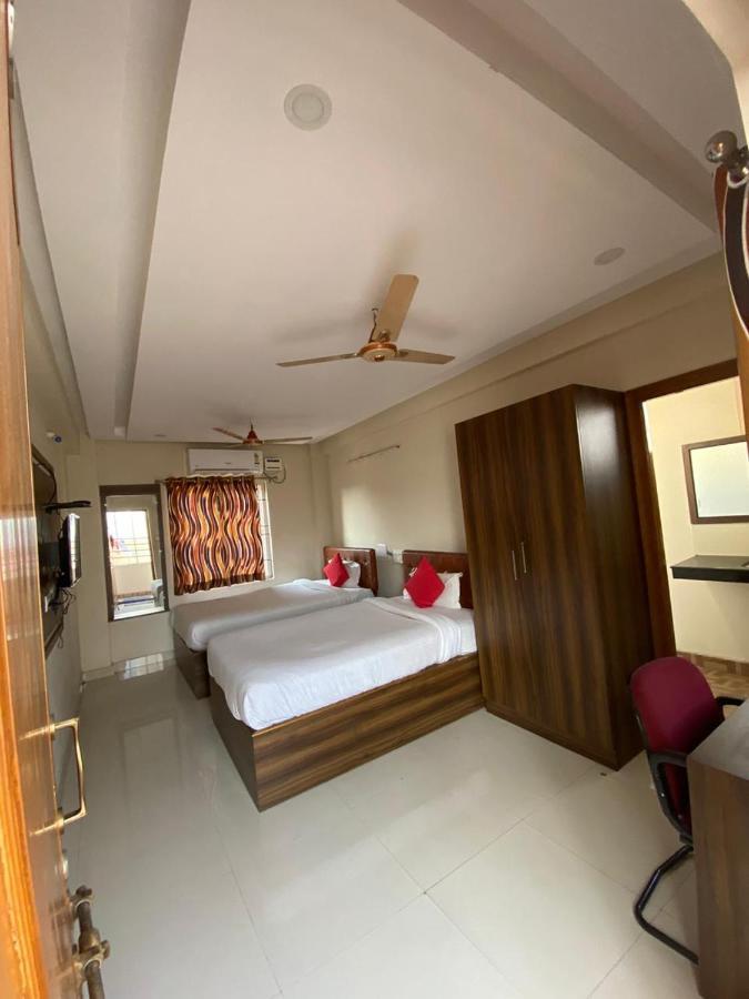 Hotel Renuka Visakhapatnam Eksteriør billede