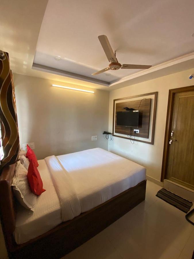 Hotel Renuka Visakhapatnam Eksteriør billede